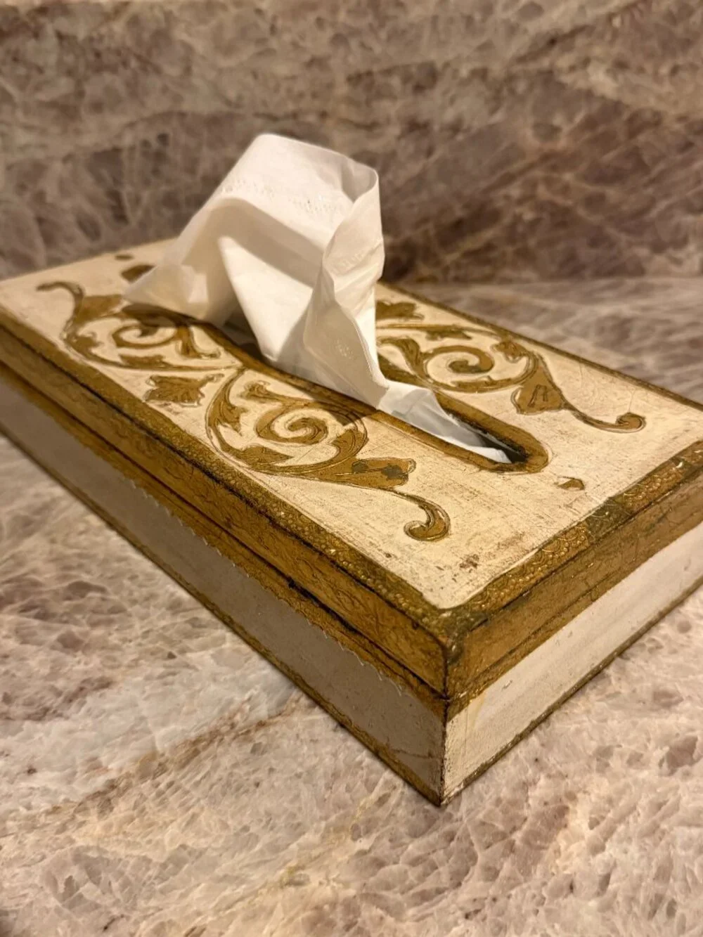 Vintage Florentine Gilt Tissue Box Made in Italy Wooden